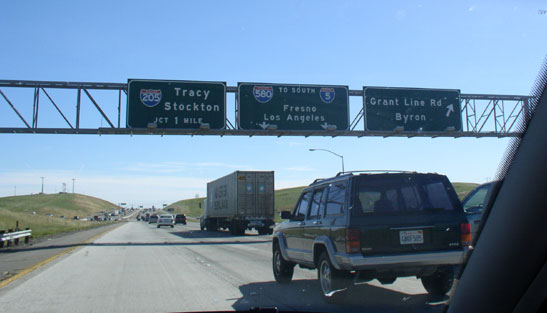 I-580 EB approaching I-205, Tracy, CA