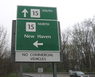 Entrance sign to CT 15 at CT 124